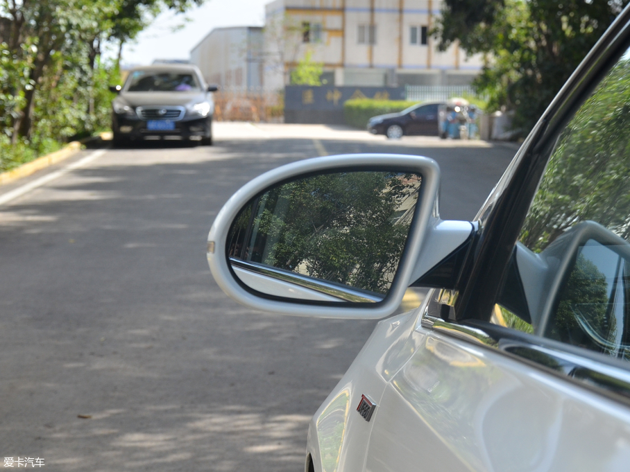 2017̩Z560 1.5T քF