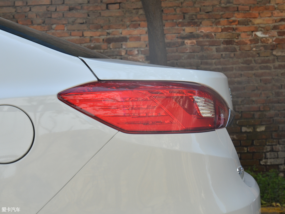 2017̩Z560 1.5T քF