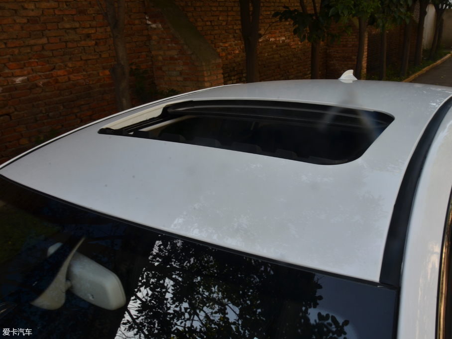 2017̩Z560 1.5T քF