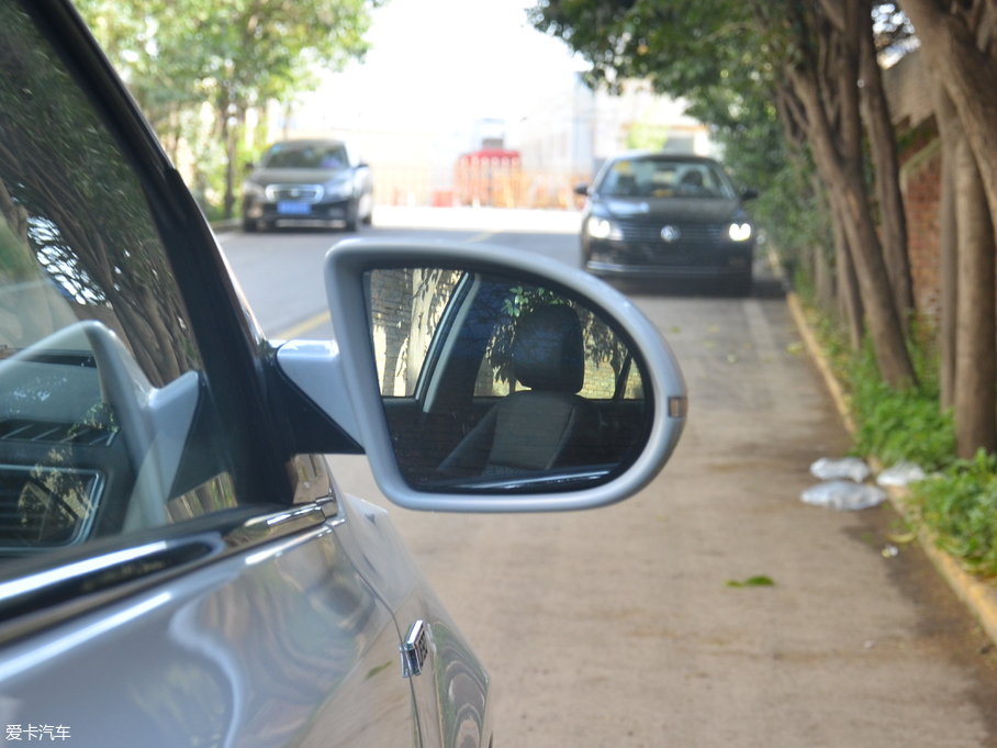 2017̩Z560 1.5T քF