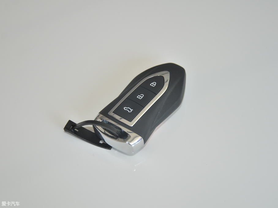 2017̩Z560 1.5T քF