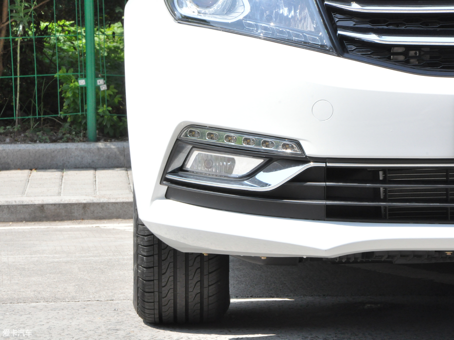 2017̩Z560 1.5T CVTm