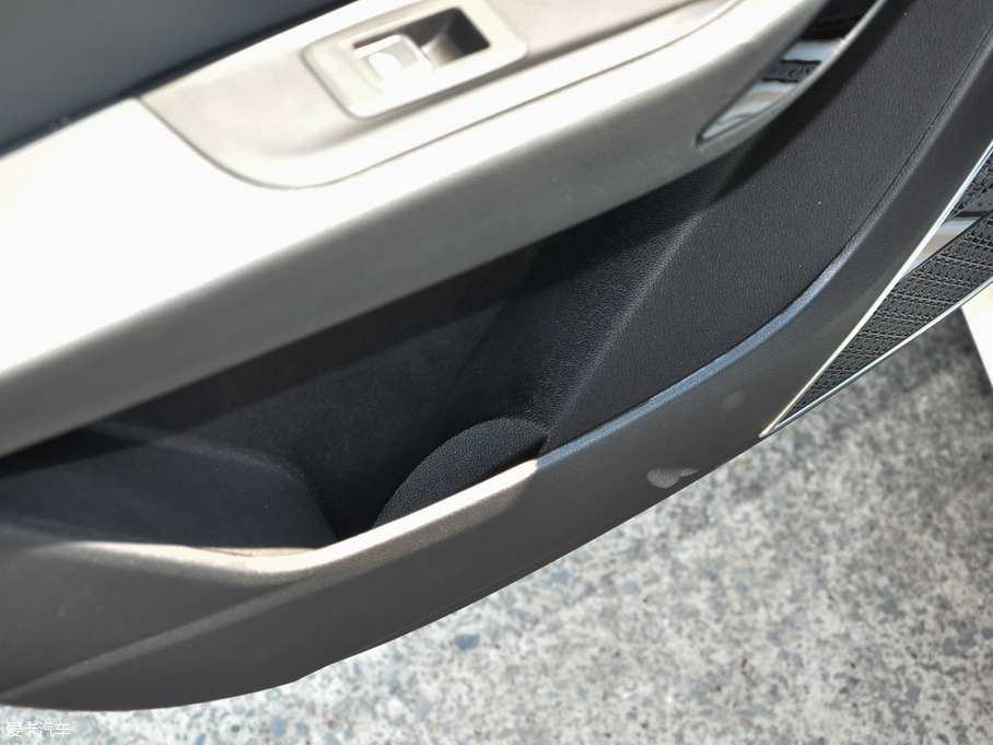 2017̩Z560 1.5T CVTm