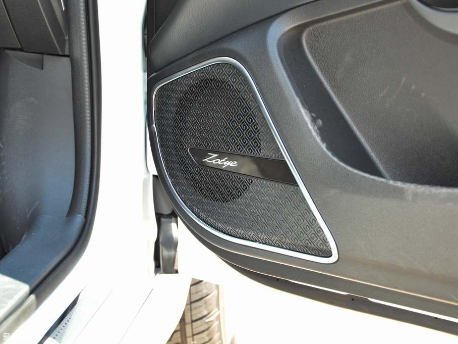 2017̩Z560 1.5T CVTm