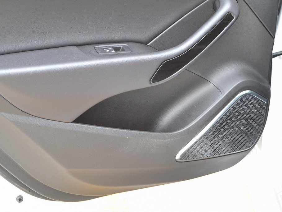 2017̩Z360 1.5L քF