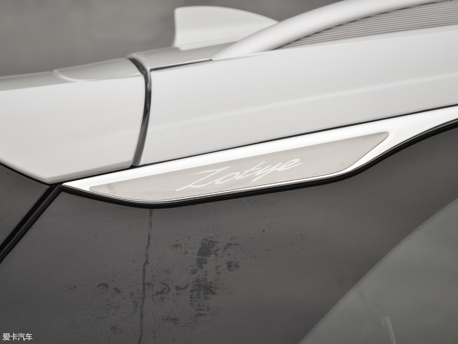 2017�̩T600 Coupe 1.8T  DCT������