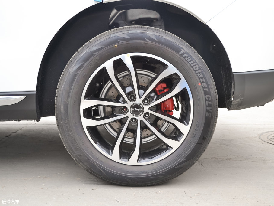 2017�̩T600 Coupe 1.8T  DCT������