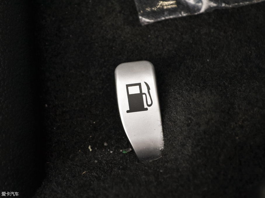 2017�̩T600 Coupe 1.8T  DCT������