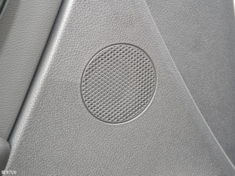 2017�̩T600 Coupe 1.8T  DCT������