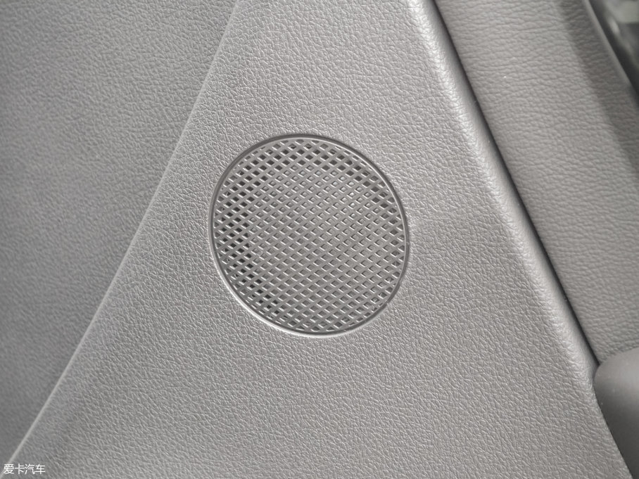 2017�̩T600 Coupe 1.8T  DCT������