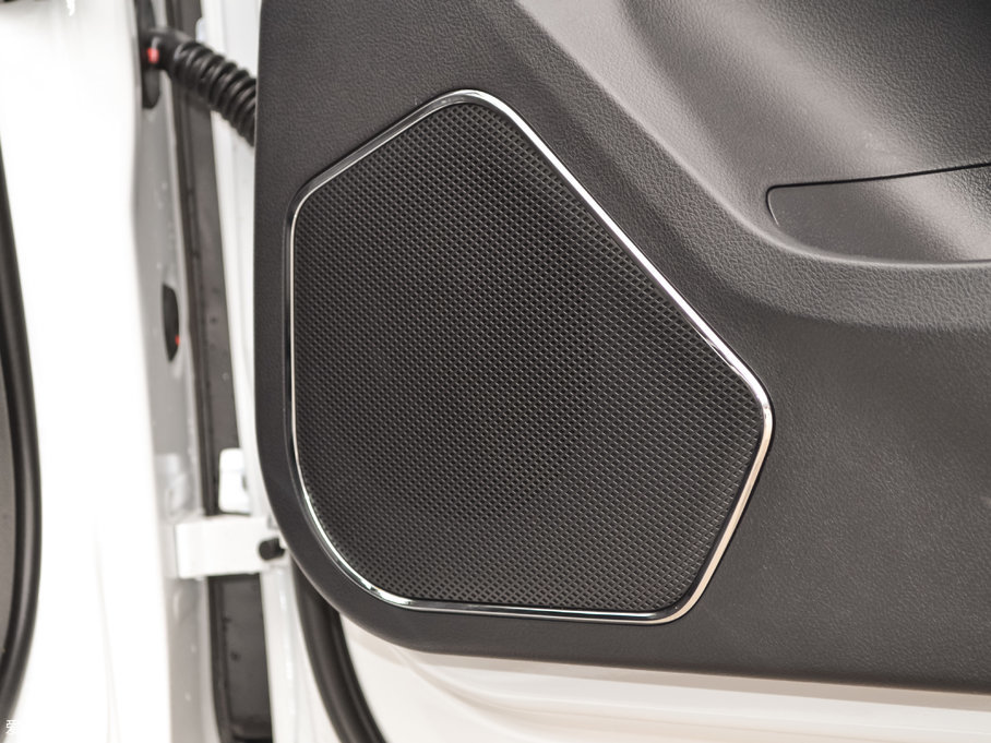 2017�̩T600 Coupe 1.8T  DCT������