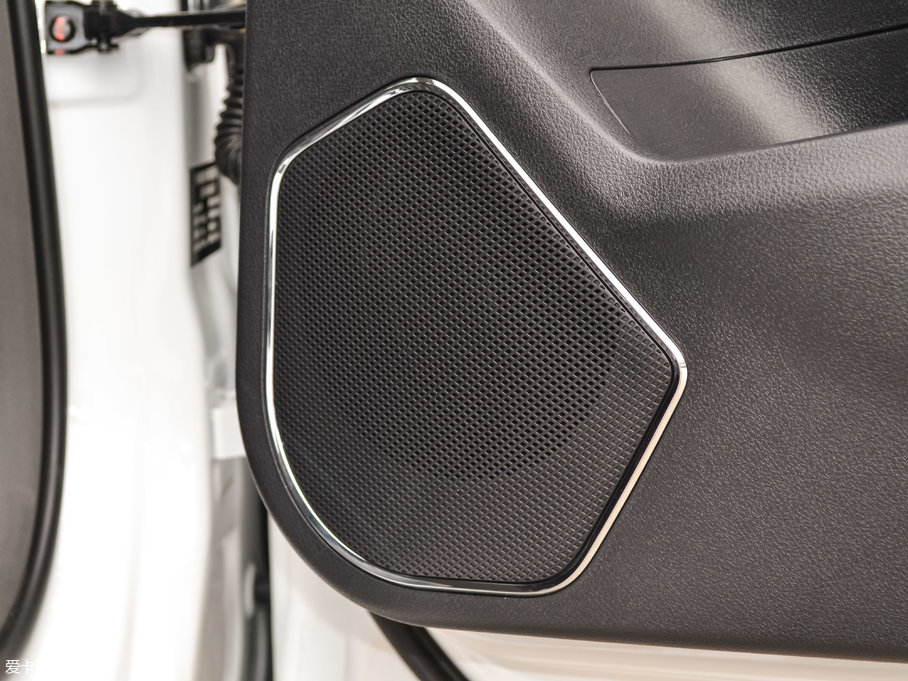 2017�̩T600 Coupe 1.8T  DCT������