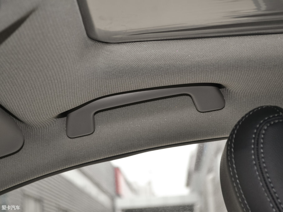 2017�̩T600 Coupe 1.8T  DCT������