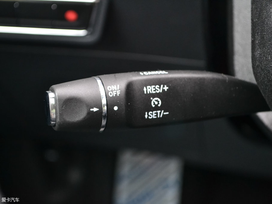 2017�̩T600 Coupe 1.8T  DCT������