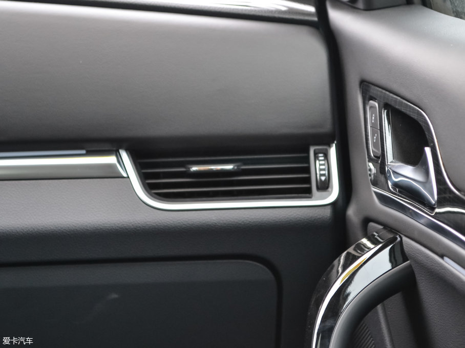 2017̩T600 Coupe 1.8T  DCT