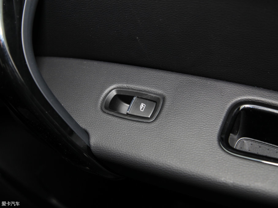 2017�̩T600 Coupe 1.5T  �ք�������