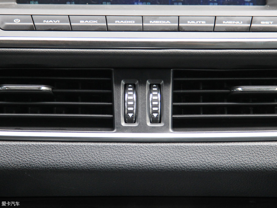 2017�̩T600 Coupe 1.5T  �ք�������