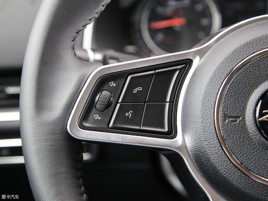 2017�̩T600 Coupe 1.5T  �ք�������