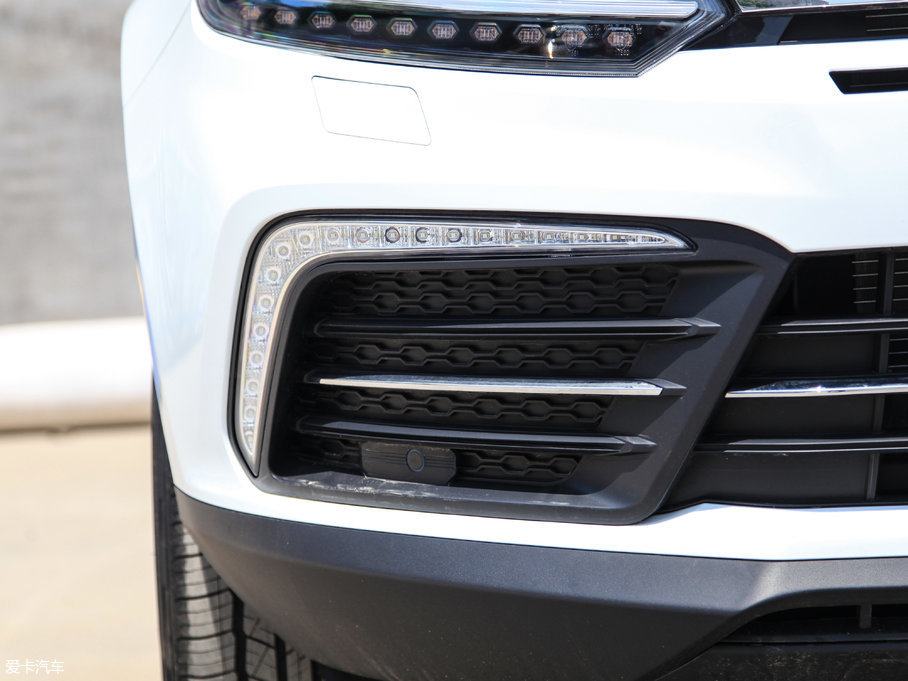 2017�̩T600 Coupe 1.5T  �Ԅ�������