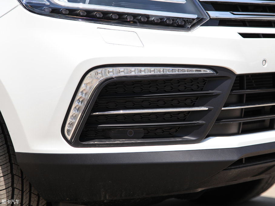 2017�̩T600 Coupe 1.5T  �Ԅ�������