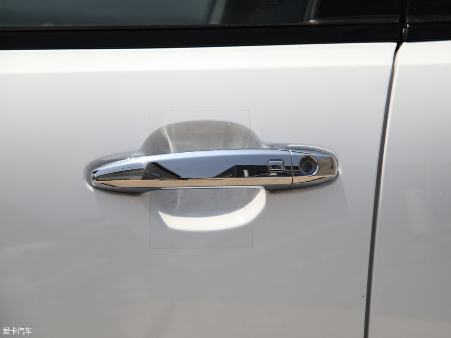 2017�̩T600 Coupe 1.5T  �Ԅ�������