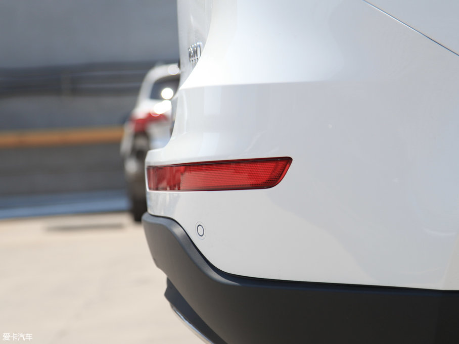 2017�̩T600 Coupe 1.5T  �Ԅ�������