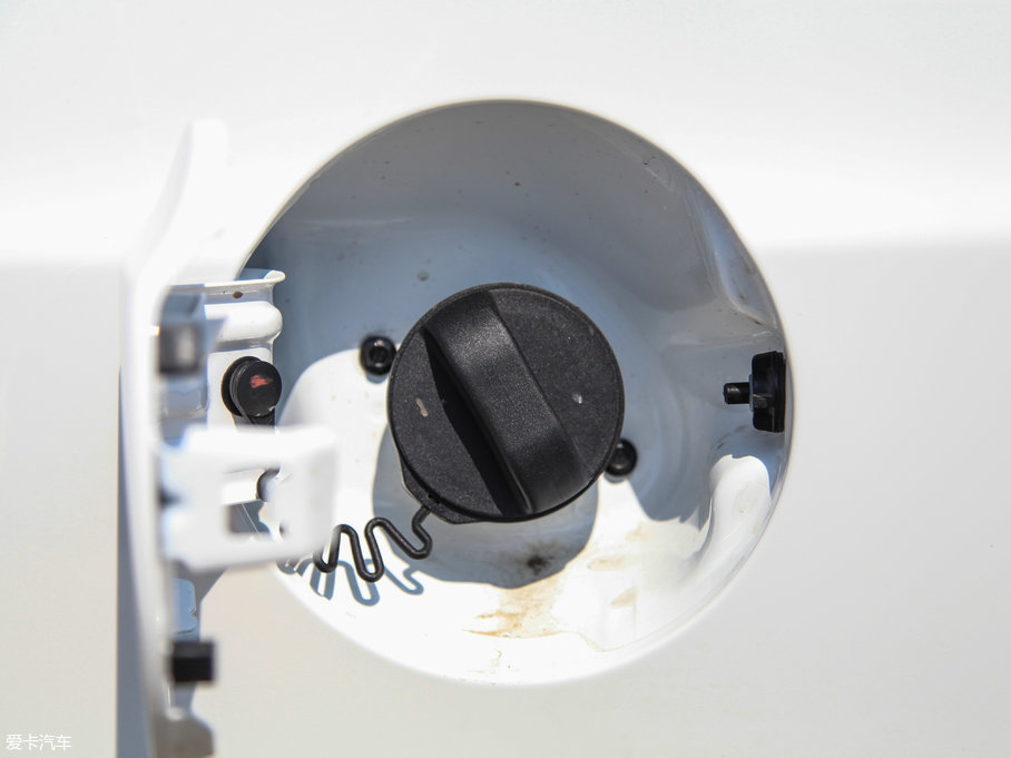 2017�̩T600 Coupe 1.5T  �Ԅ�������