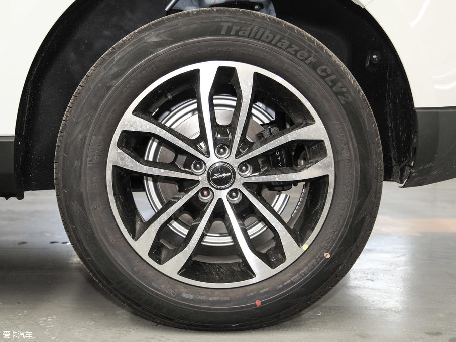 2017�̩T600 Coupe 1.5T  �Ԅ�������