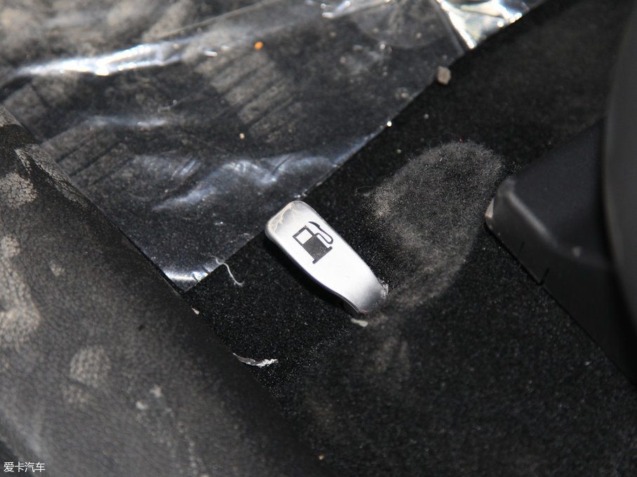 2017�̩T600 Coupe 1.5T  �Ԅ�������