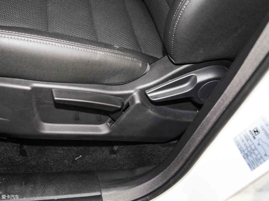 2017�̩T600 Coupe 1.5T  �Ԅ�������