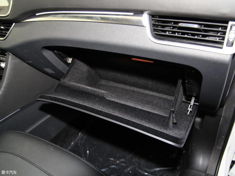 2017�̩T600 Coupe 1.5T  �Ԅ�������