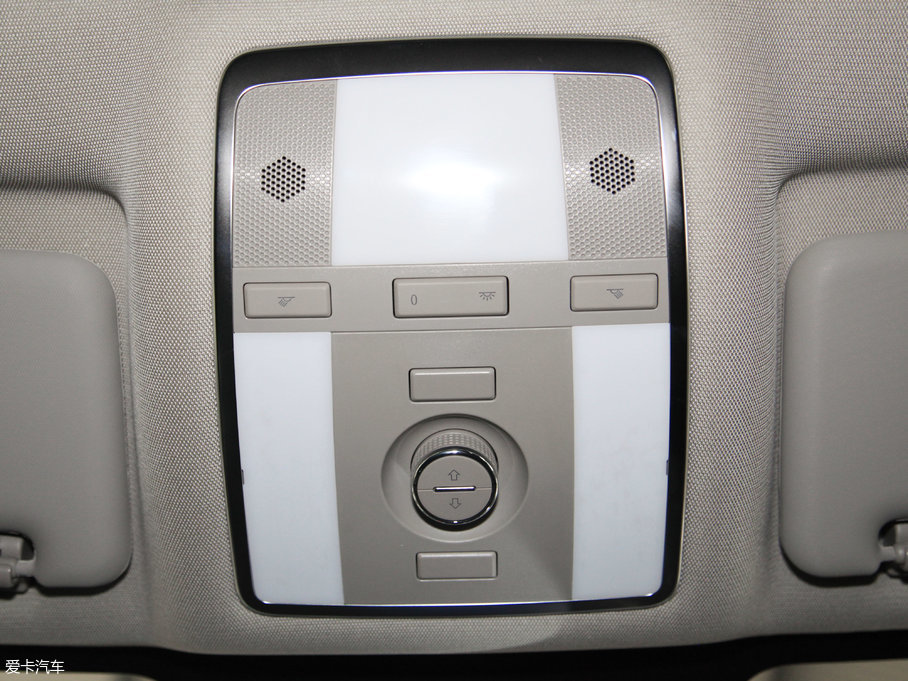 2017�̩T600 Coupe 1.5T  �Ԅ�������