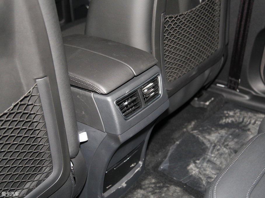 2017�̩T600 Coupe 1.5T  �Ԅ�������