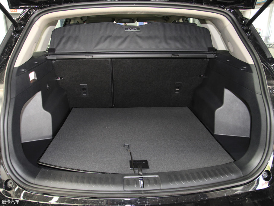 2017̩T600 Coupe 1.5T  Ԅ(dng)