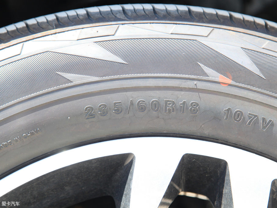 2017̩T600 Coupe 1.8T  DCT