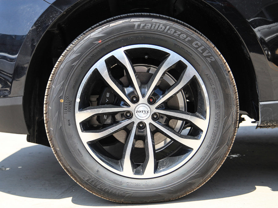 2017̩T600 Coupe 1.8T  DCT