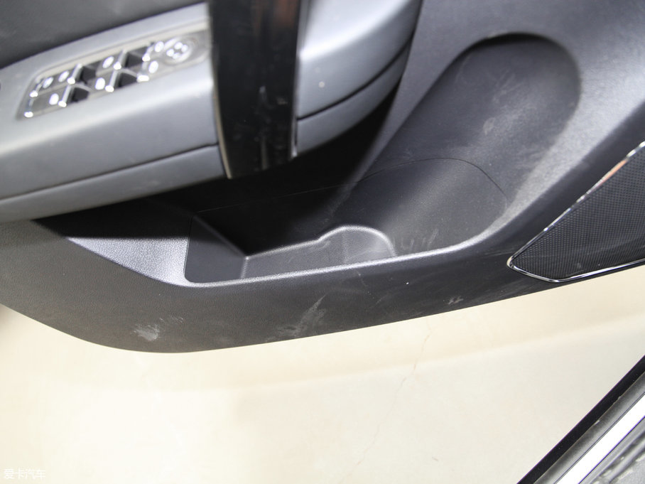 2017̩T600 Coupe 1.8T  DCT