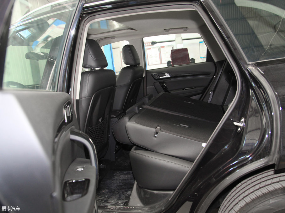 2017̩T600 Coupe 1.8T  DCT