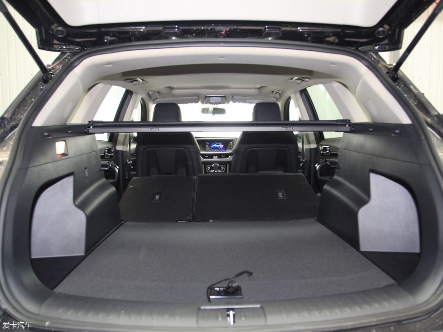 2017̩T600 Coupe 1.8T  DCT