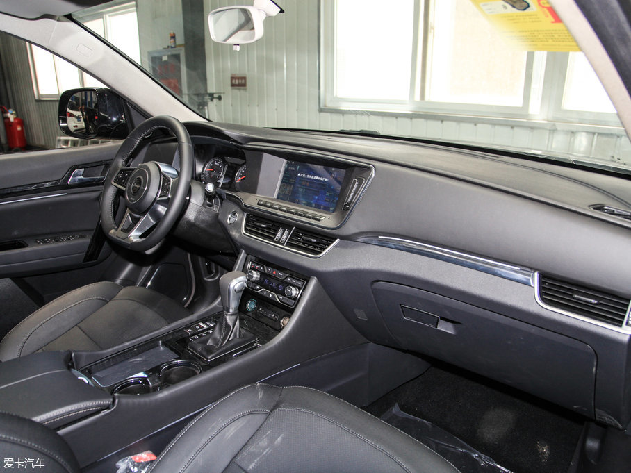 2017̩T600 Coupe 1.8T  DCT