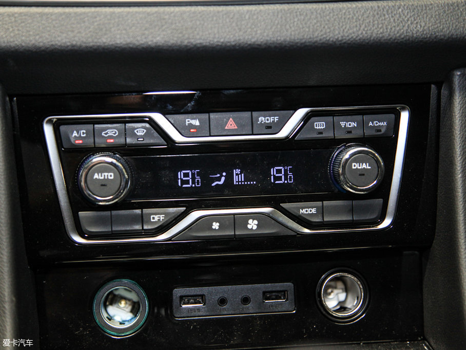 2017̩T600 Coupe 1.8T  DCT