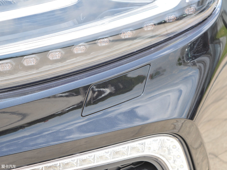 2017�̩T600 Coupe 1.5T  �քӺ��A��