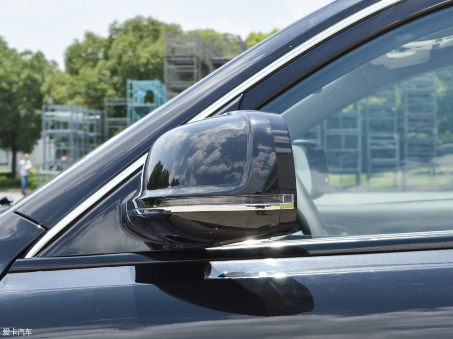 2017�̩T600 Coupe 1.5T  �քӺ��A��