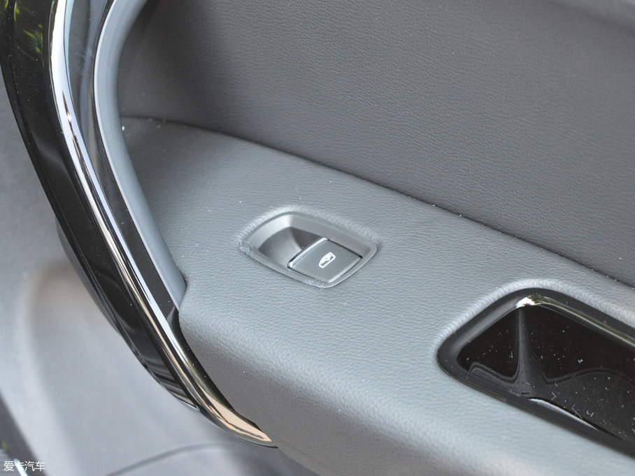 2017̩T600 Coupe 1.5T  քӺA