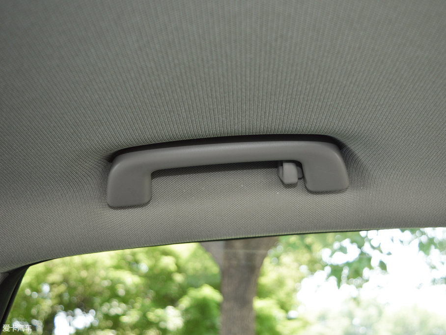 2017�̩T600 Coupe 1.5T  �քӺ��A��