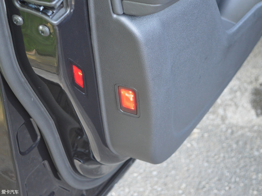 2017̩T600 Coupe 1.5T  քӺA