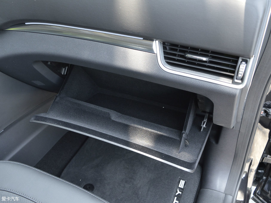 2017̩T600 Coupe 1.5T  քӺA