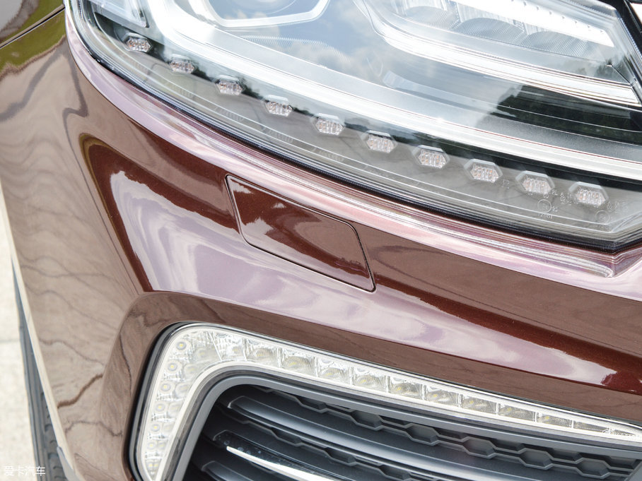 2017̩T600 Coupe 1.5T  ԄӺA