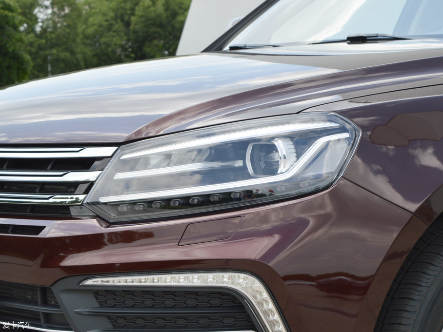 2017̩T600 Coupe 1.5T  ԄӺA