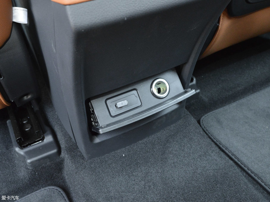 2017̩T600 Coupe 1.5T  ԄӺA